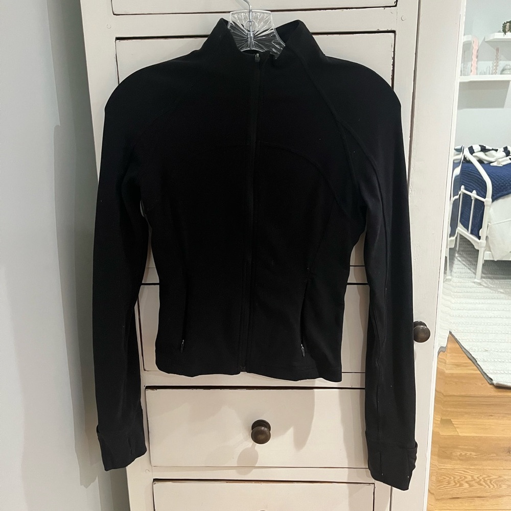 Lululemon cropped define jacket (old model)